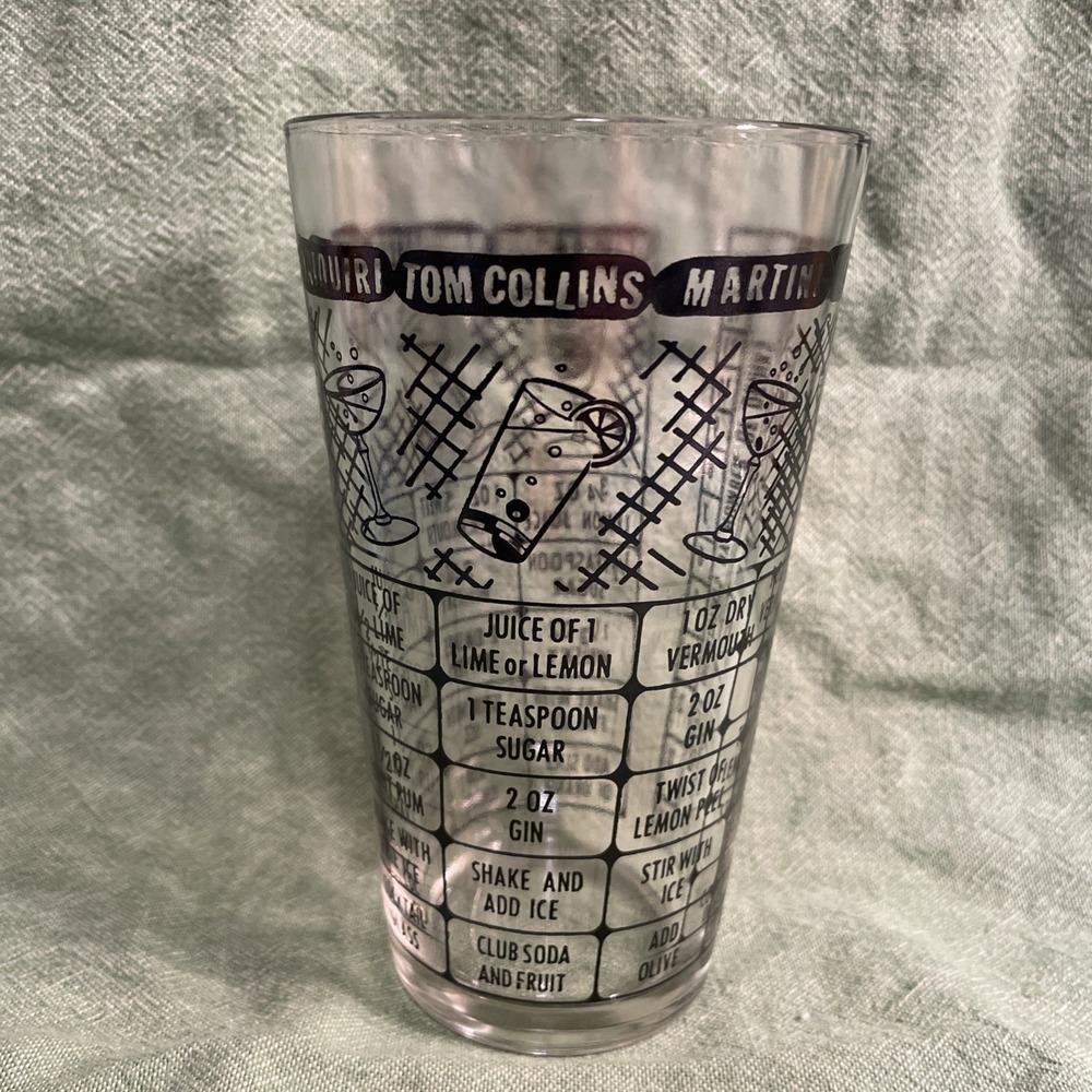 Vintage Federal Glass Bartender Bar Cocktail With 7 Mixed Drink Recipes 1950's